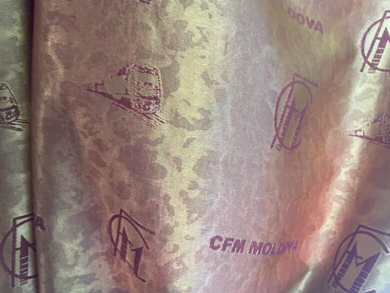 CFM MOLDOVAのカーテン